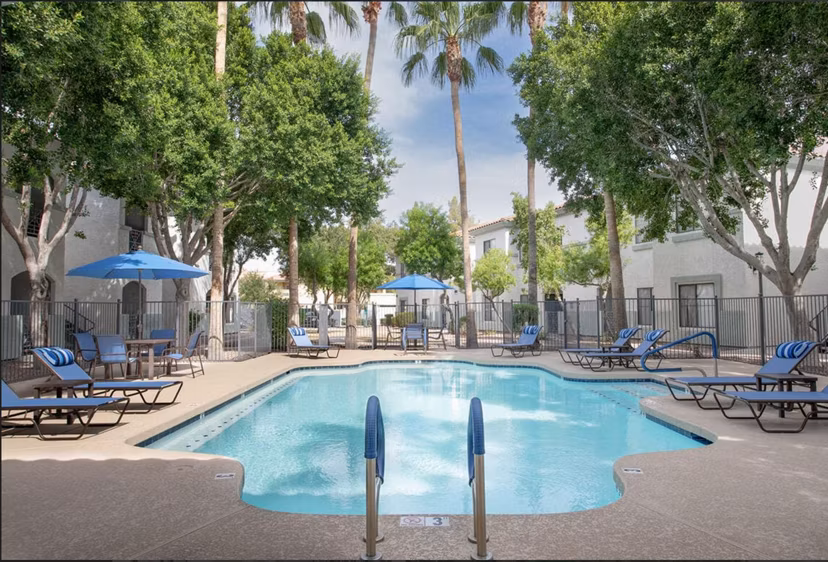 pool at Haven at Towne Center Apartments