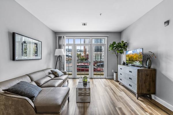 living room at Harbor Pointe Apartments
