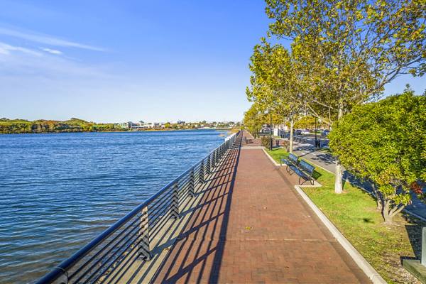 view at Harbor Pointe Apartments