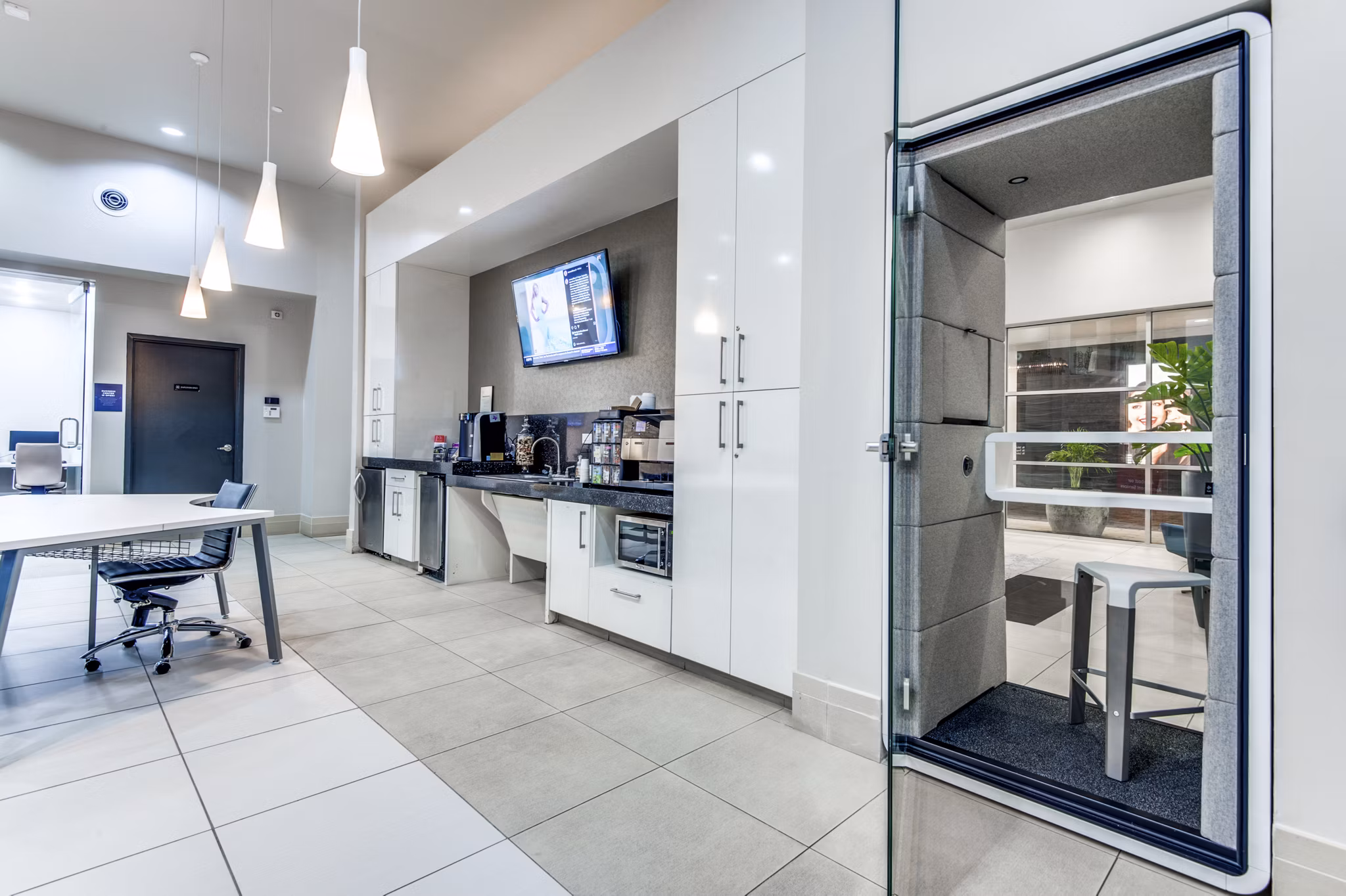 clubhouse at The Lofts at City Centre Apartments