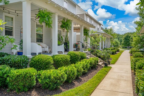 Homestead at Hartness: Elegant design of luxury apartments in scenic community setting