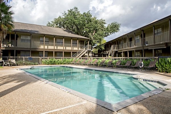 pool at Memorial Apartments
