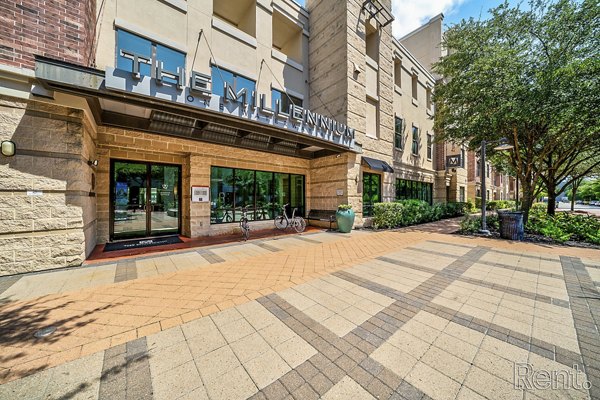The Millennium Waterway: Luxury modern apartments in The Woodlands