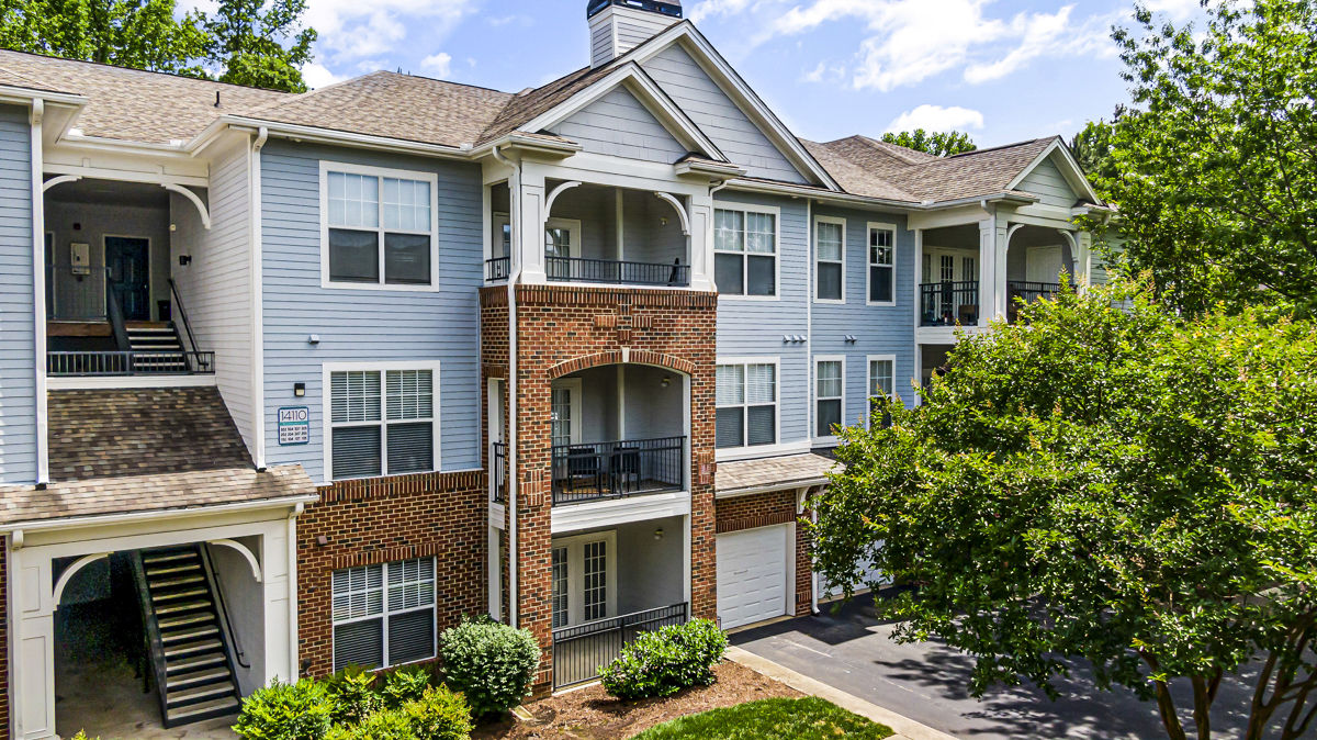 Columns At Wakefield Apartments Raleigh Nc 3 of 12
