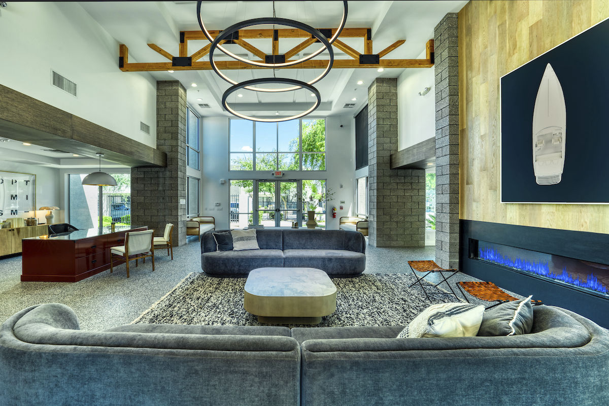 Seven Luxury Apartments Phoenix Az 11 of 12
