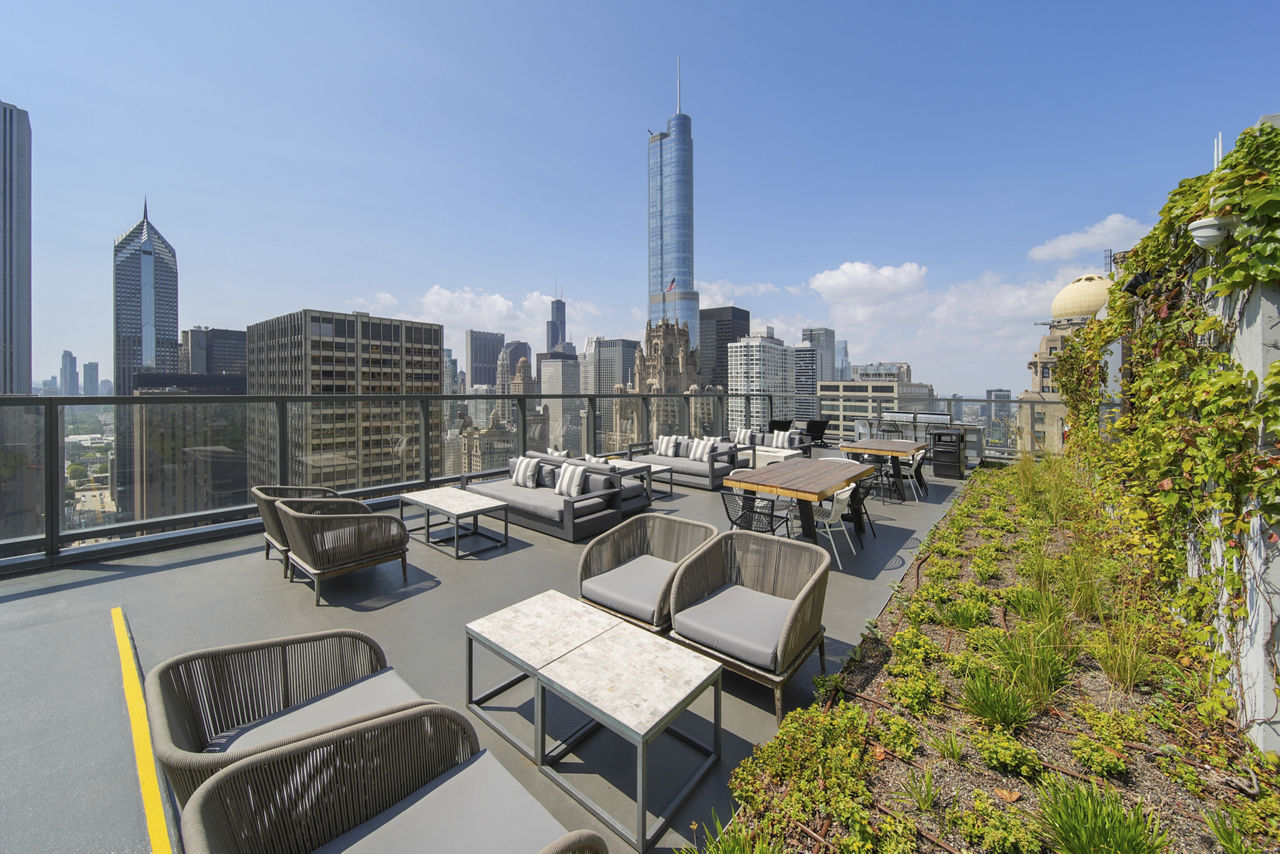 Roof deck at Aston Chicago Apartments (3 of 3)