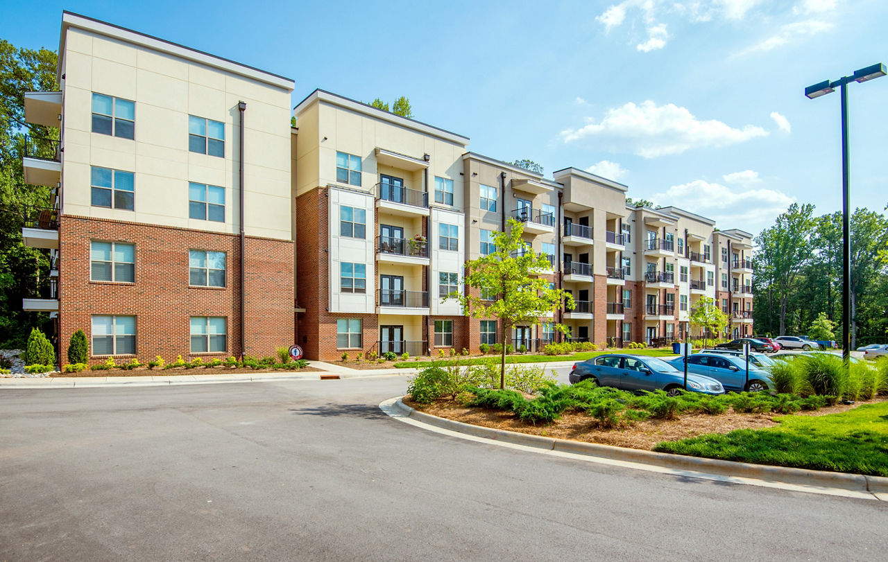 Jones Grant Luxury Apartments Raleigh Nc 3 of 12