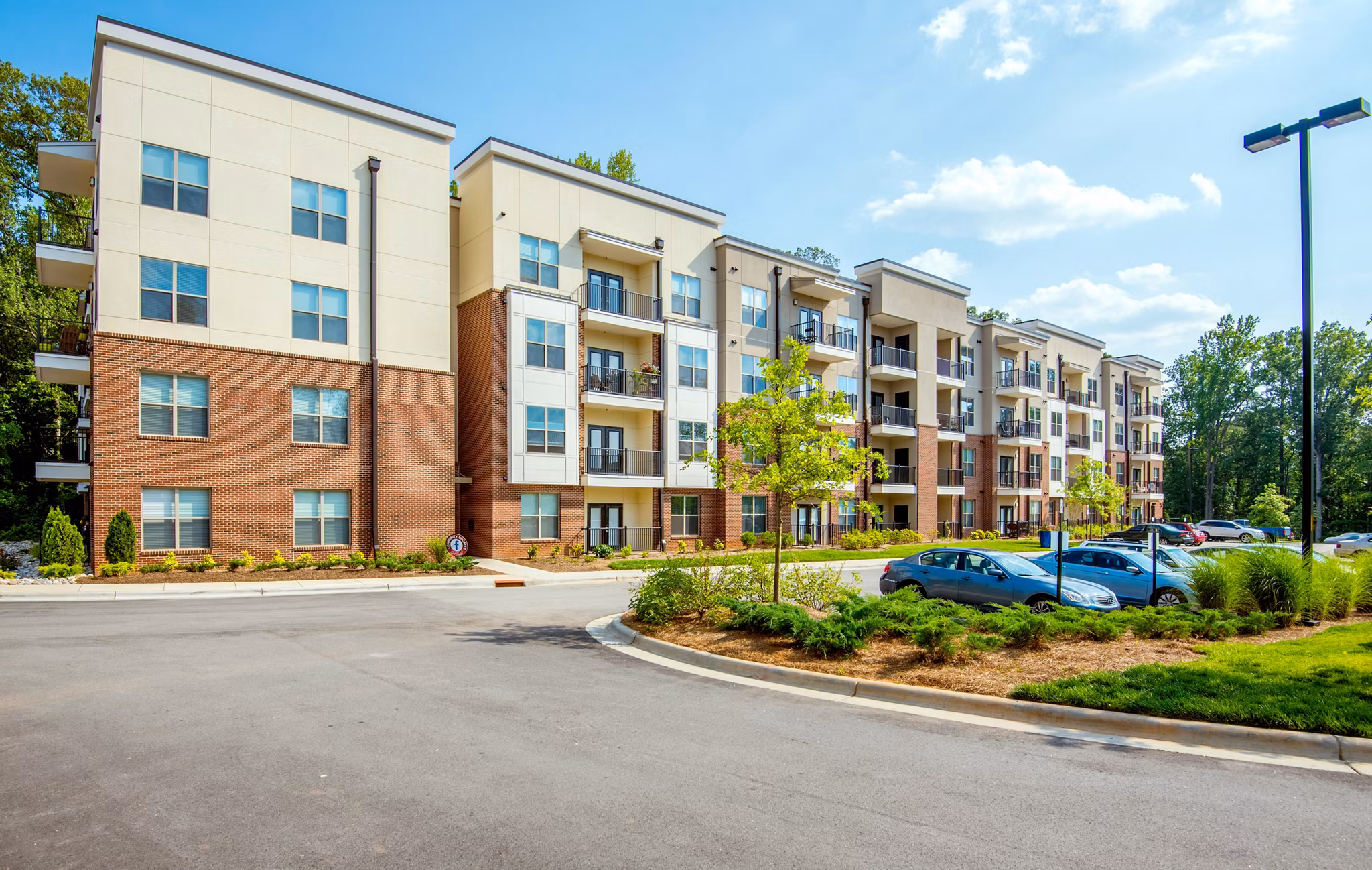 Jones Grant Luxury Apartments: Elegant of modern high-rise apartments in a serene setting