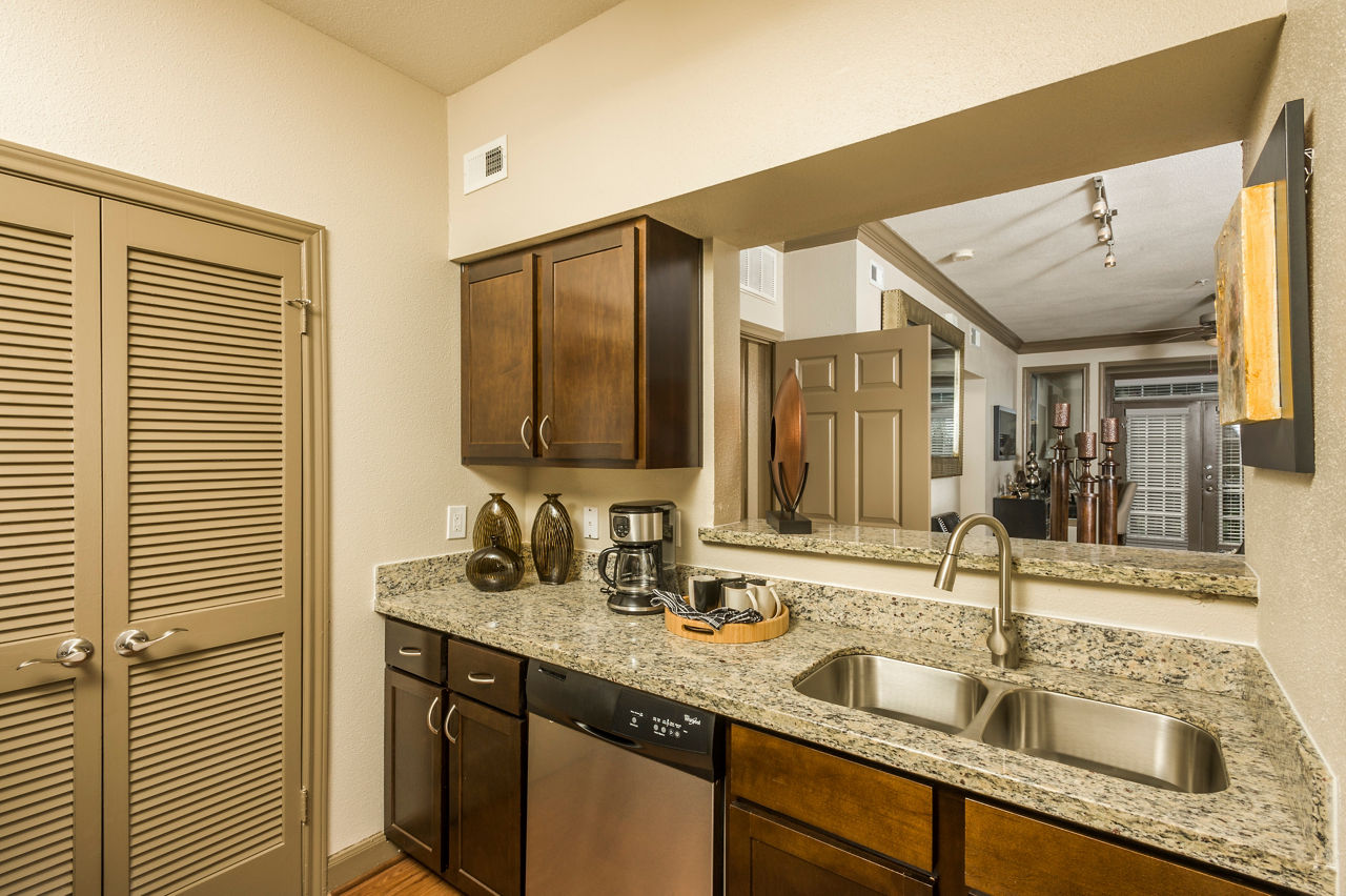 Deerwood Apartments Houston Tx 11 of 12