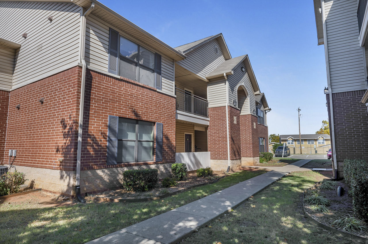 Tinker On Forty8 Apartments Oklahoma City Ok 3 of 12