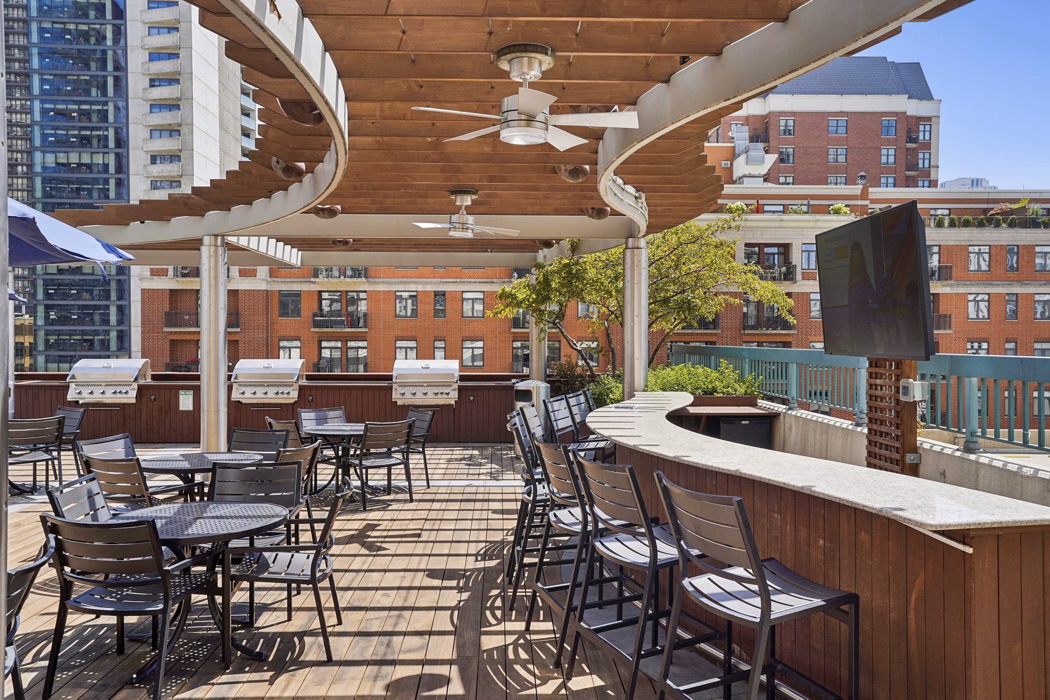 grill area at One Superior Place Apartments 