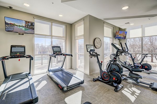 fitness center at Cielo Apartments 