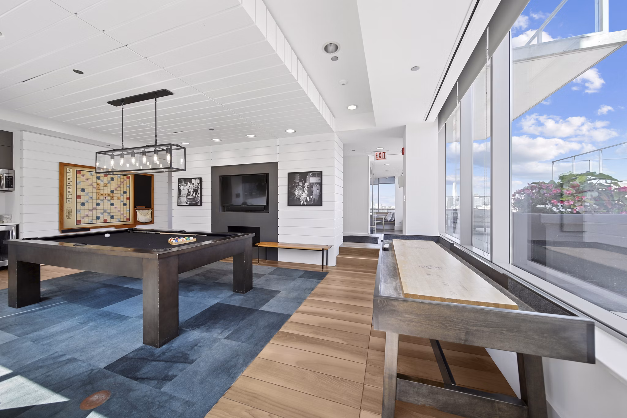 clubhouse at 1225 Old Town Apartments