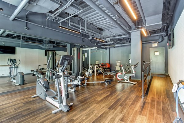 fitness center at Luxe on Madison Apartments