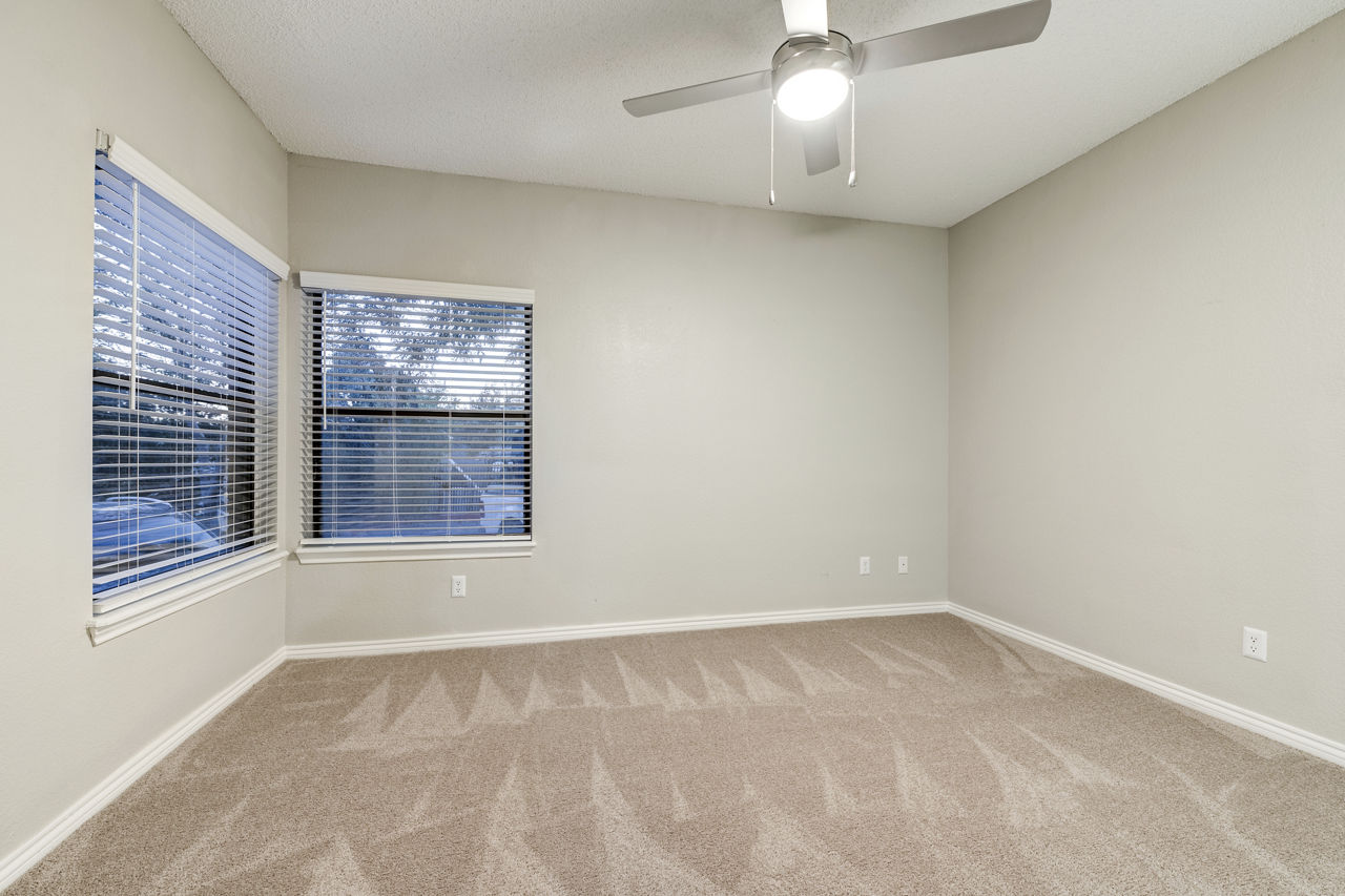 Avana Belmar 24 of 27