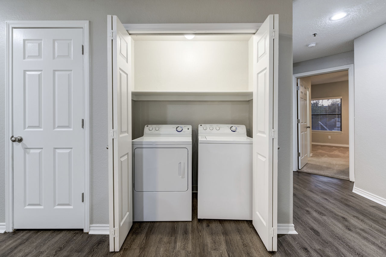 Laundry room at Avana Belmar (2 of 2)