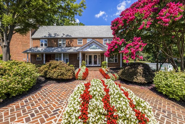 clubhouse at Village at Fox Point Apartments