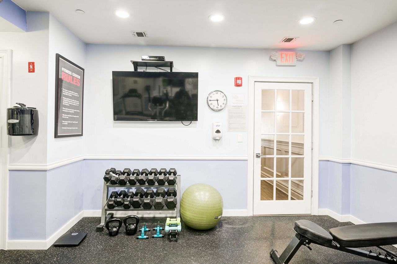 Gym at The Hawthorne (1 of 2)