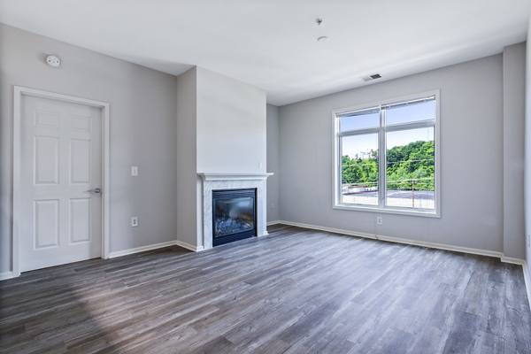 at 1000 Jefferson Street Apartments