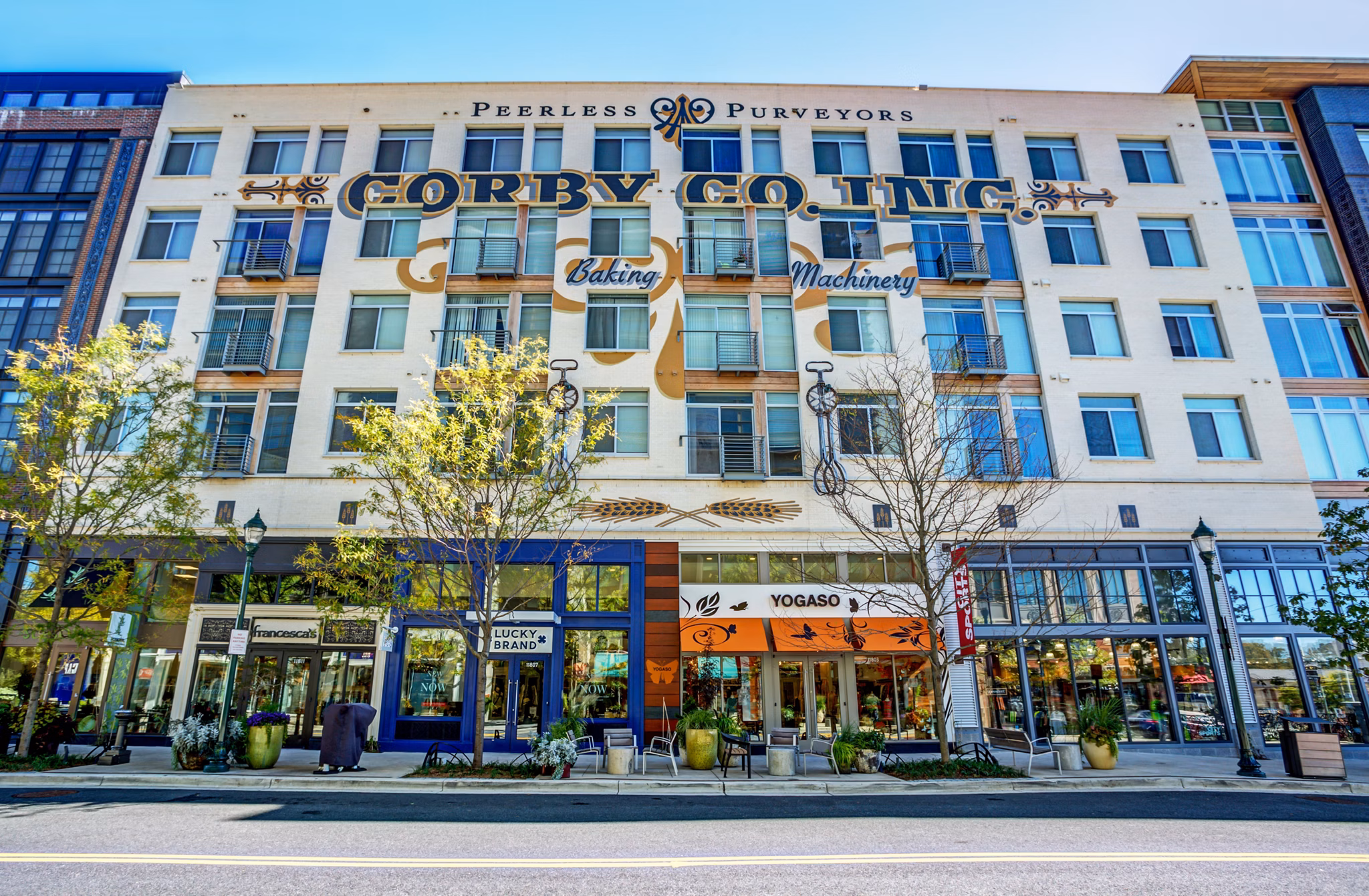 PerSei at Pike & Rose: Modern luxury apartment building with sleek design in vibrant neighborhood