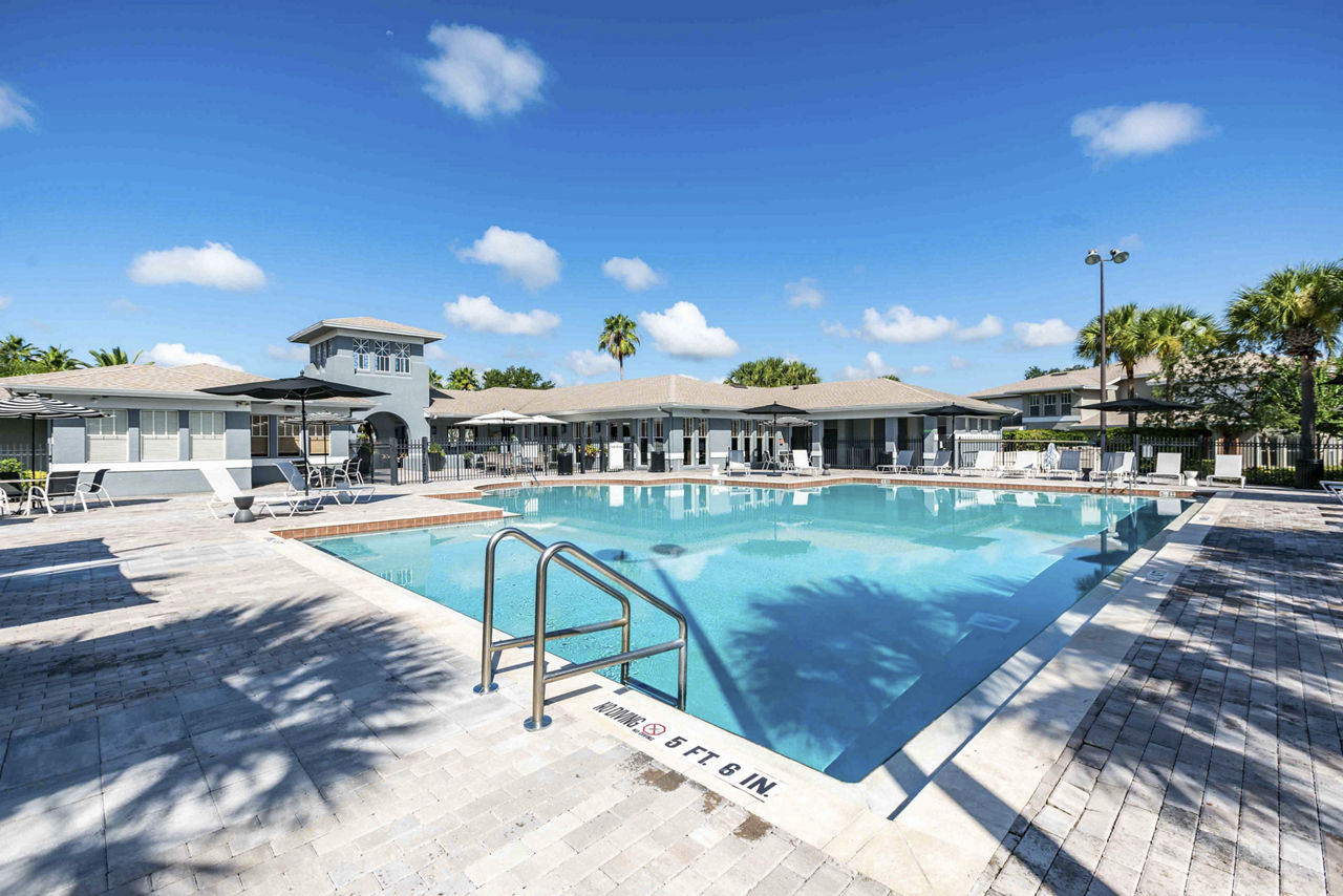 Parks At Hunters Creek Apartments Orlando Fl 3 of 12