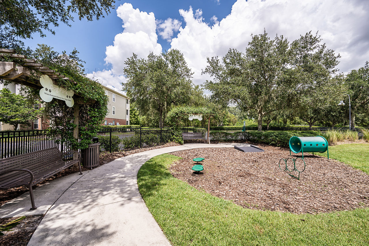 Town Center At Lakeside Village Apartments Lakeland Fl 10 of 12