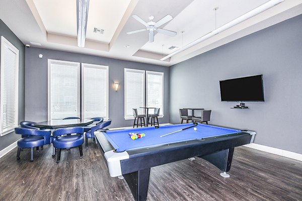 game room at Windermere Cay Apartments