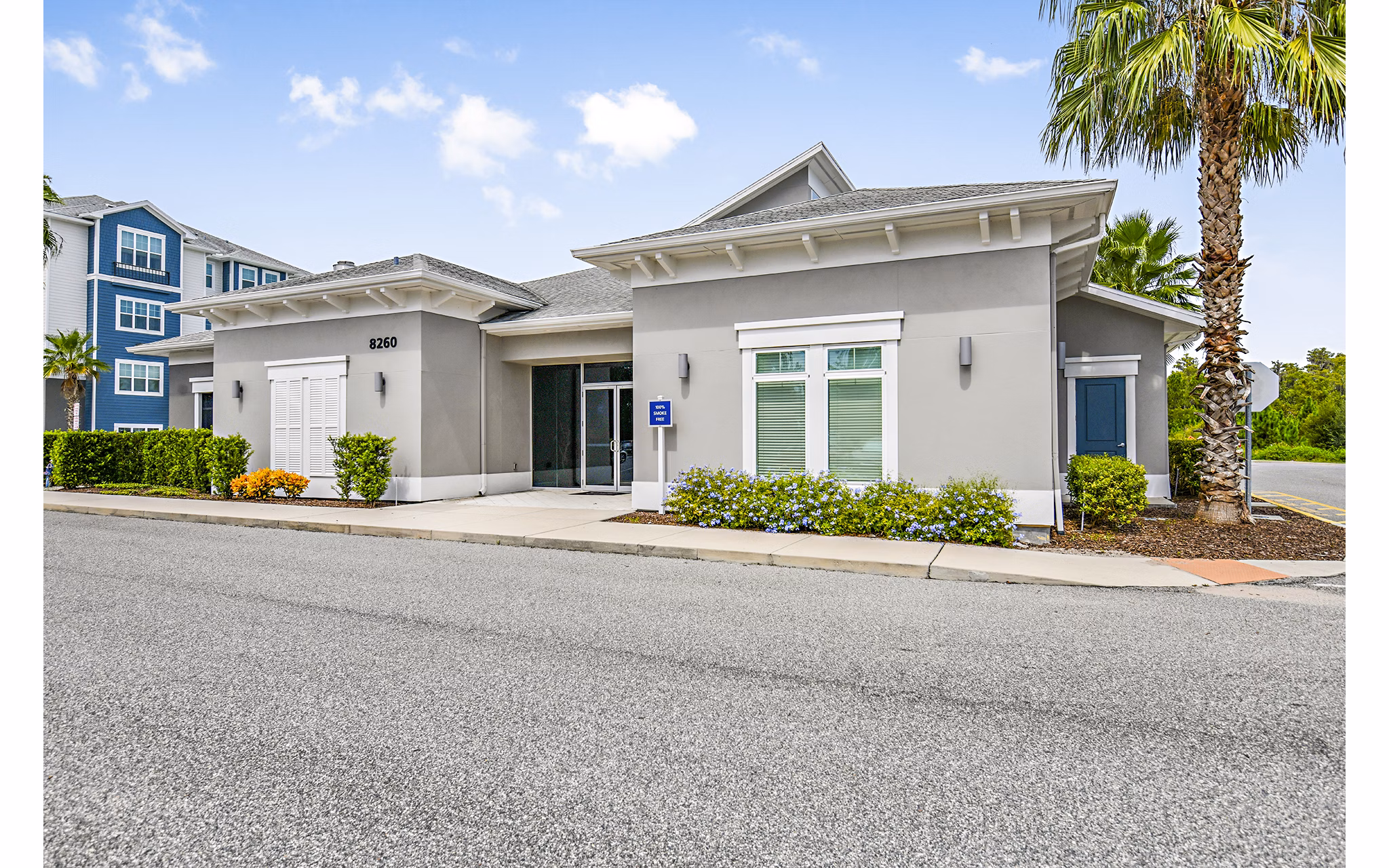 Clubhouse with modern furnishings and social spaces at Windermere Cay Apartments, a luxury Greystar community