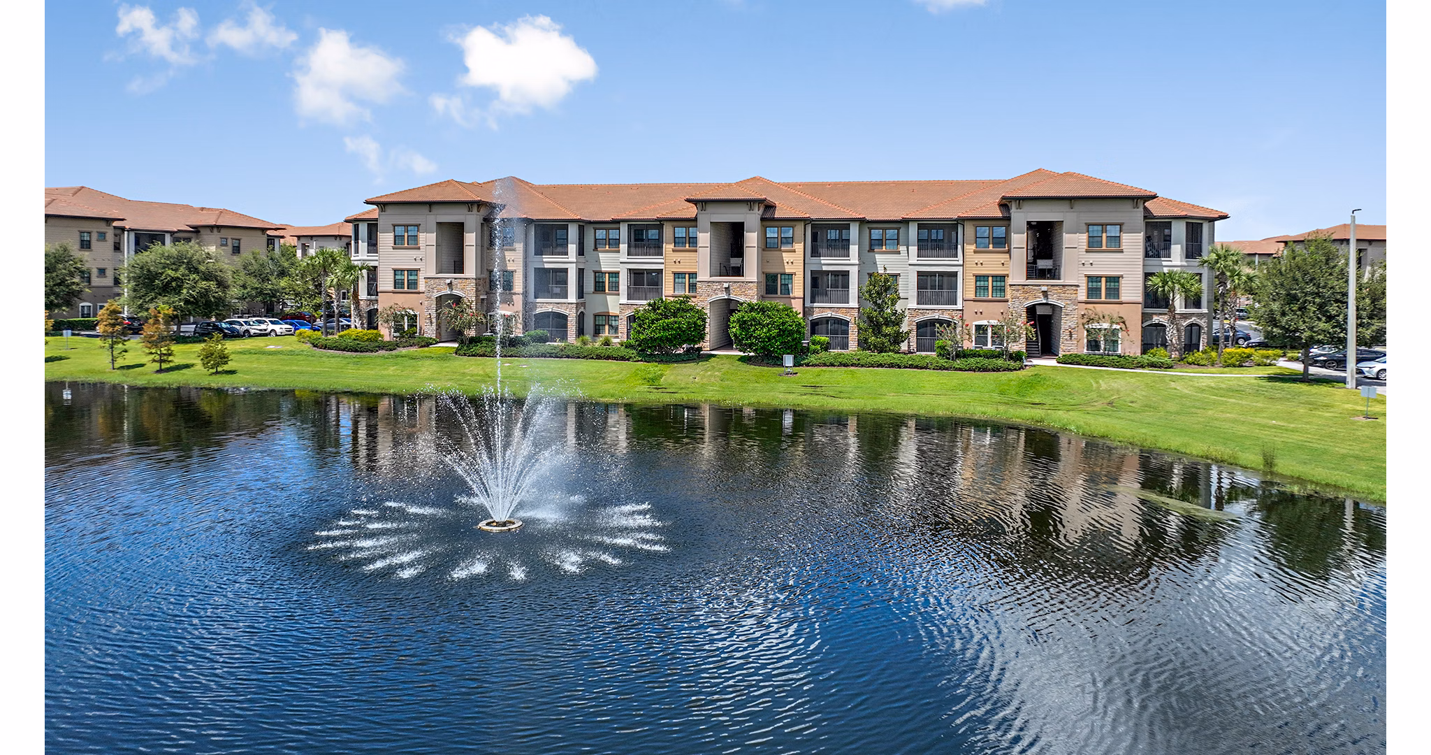 exterior at Sanctuary at Eagle Creek Apartments 