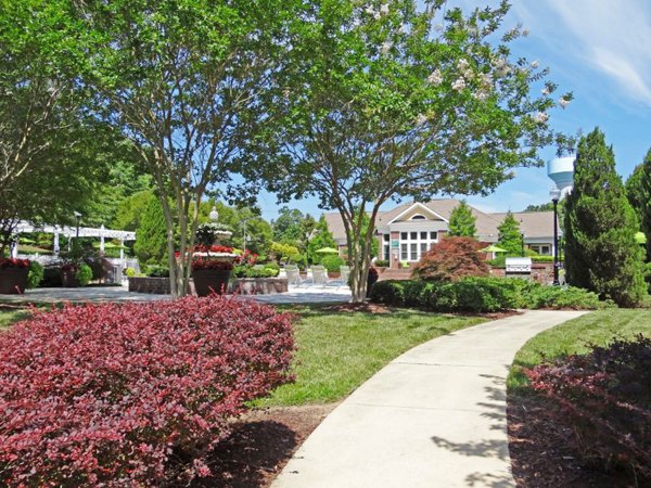 Courtyard featuring lush landscaping at Wakefield Glen Apartments