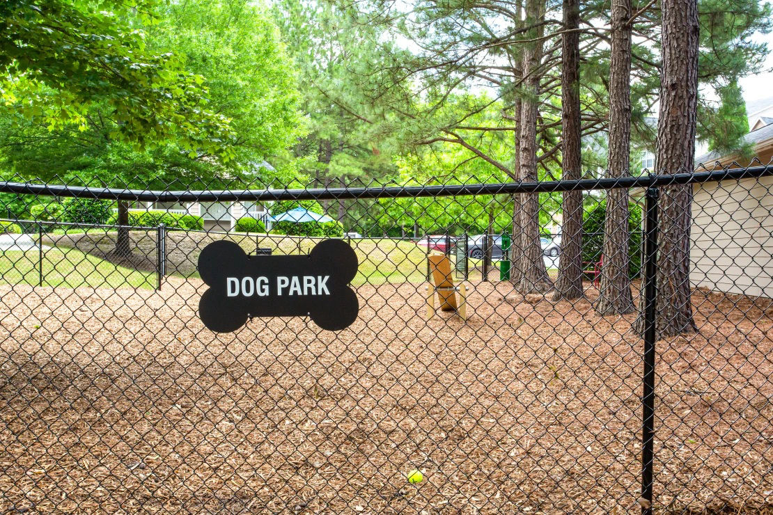 Dog park at Brodick Hill (1 of 2)