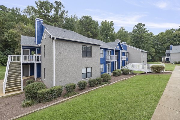 exterior at Sailboat Bay Apartments