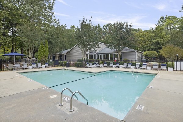 pool at Sailboat Bay Apartments