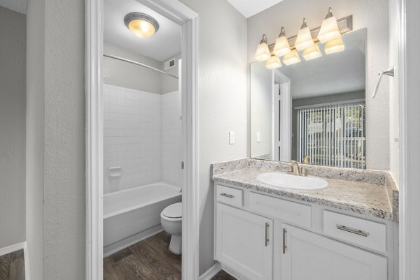 bathroom at Duraleigh Woods Apartments