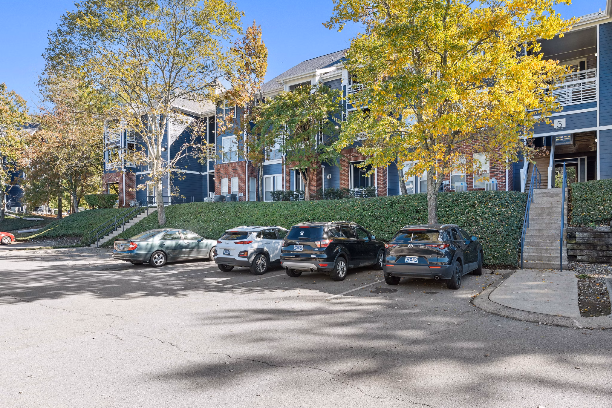 building at Avana Lexington Apartments
