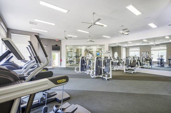 fitness center at Plantation Park Apartments