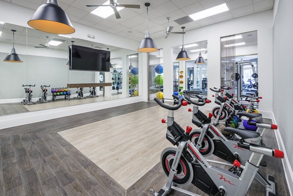 fitness center at Plantation Park Apartments