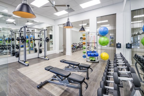 fitness center at Plantation Park Apartments