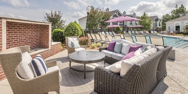 patio area at Plantation Park Apartments