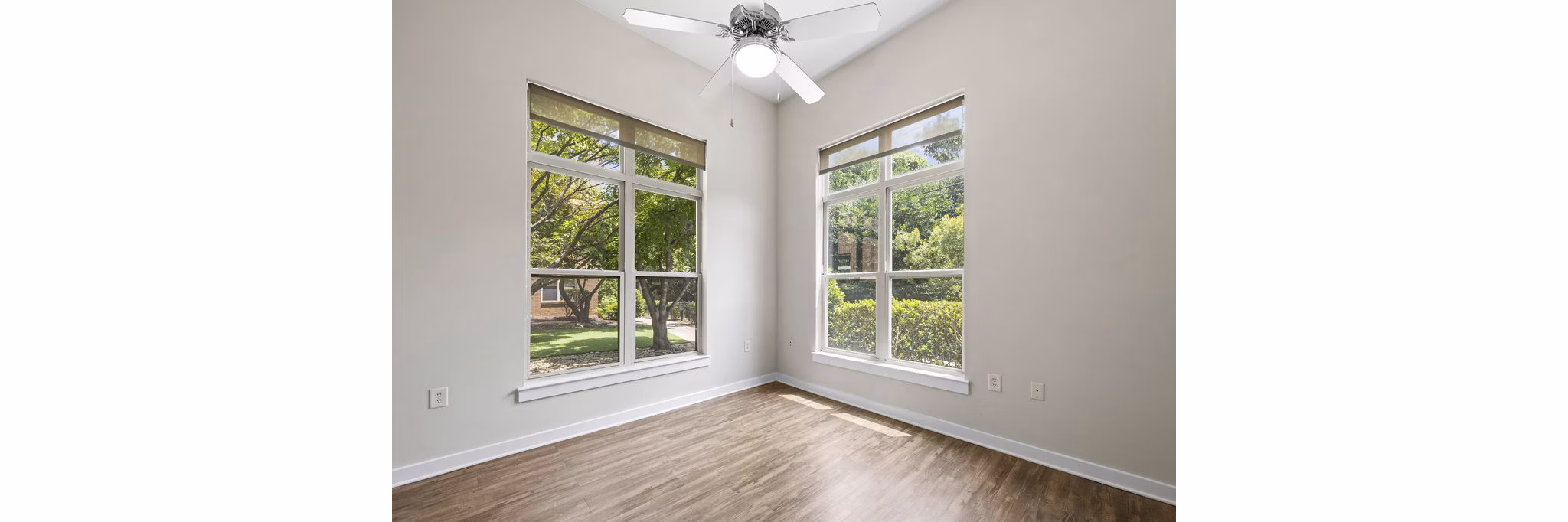 bedroom at Elizabeth Square Apartments