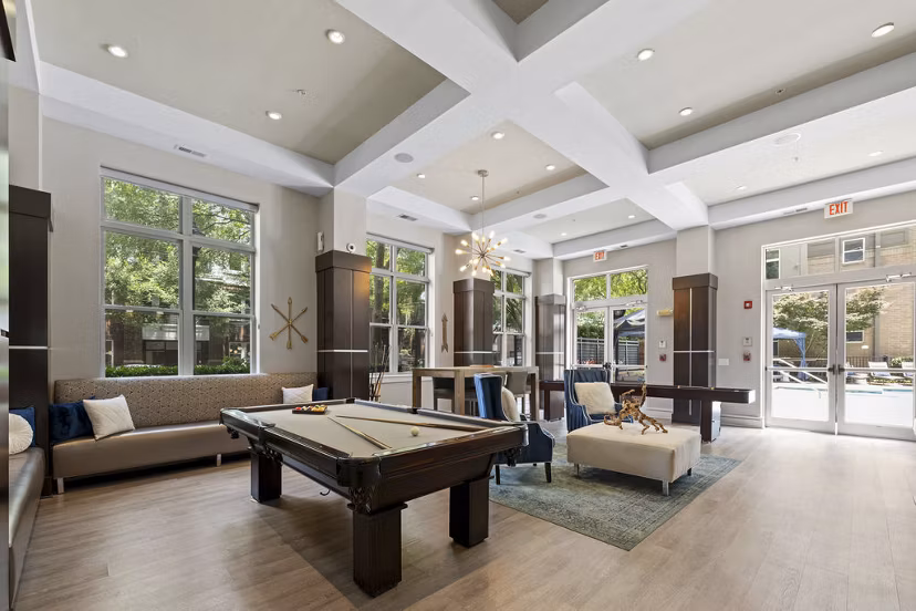 clubhouse at Elizabeth Square Apartments 