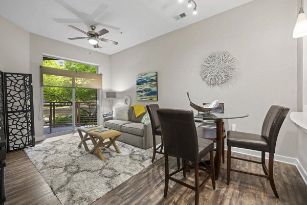 dining room at Elizabeth Square Apartments