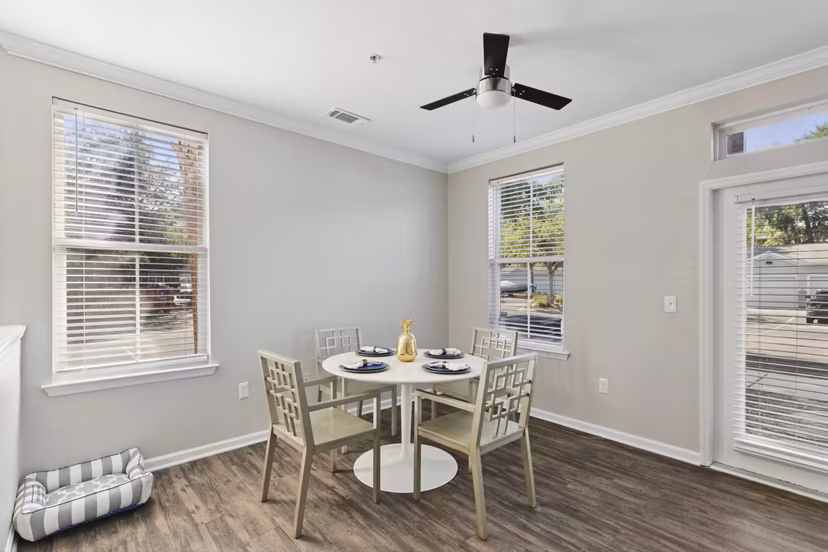 dining room at Central Square at Watermark Apartments