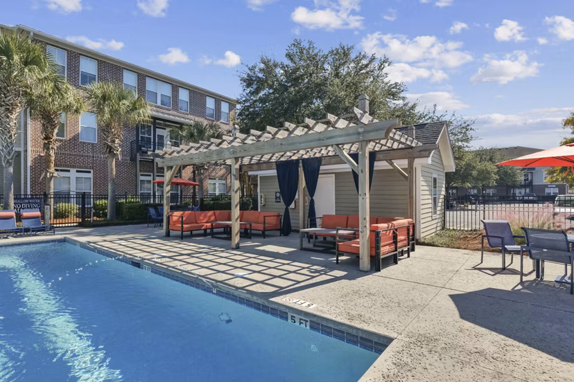 pool at Central Square at Watermark Apartments
