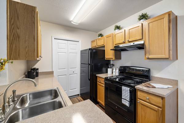 kitchen at Encore at the Park Apartments