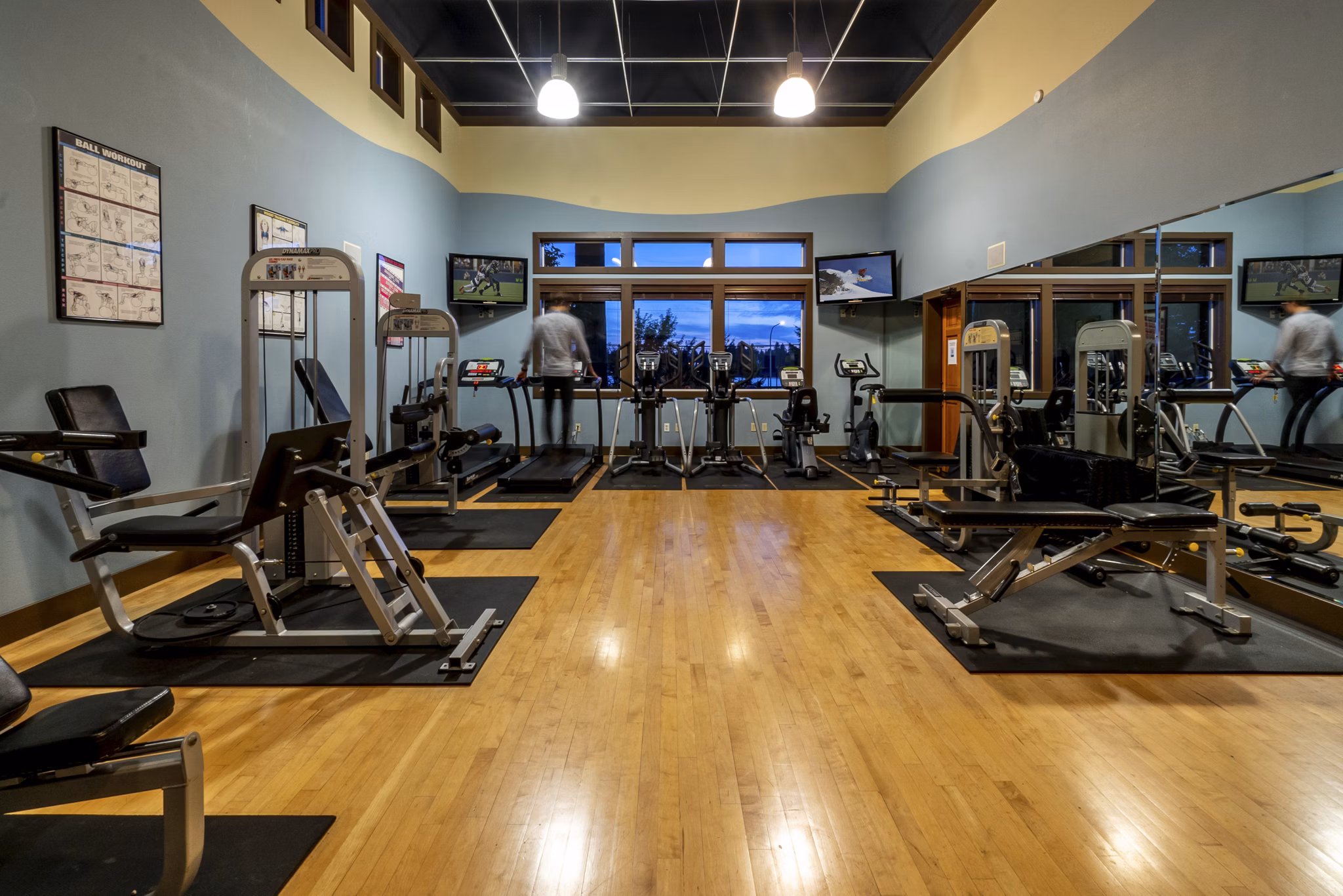 State-of-the-art fitness center with modern equipment at BluWater Apartments