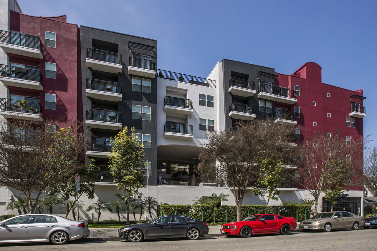 Avana On Wilshire Apartments Los Angeles Ca 2 of 12