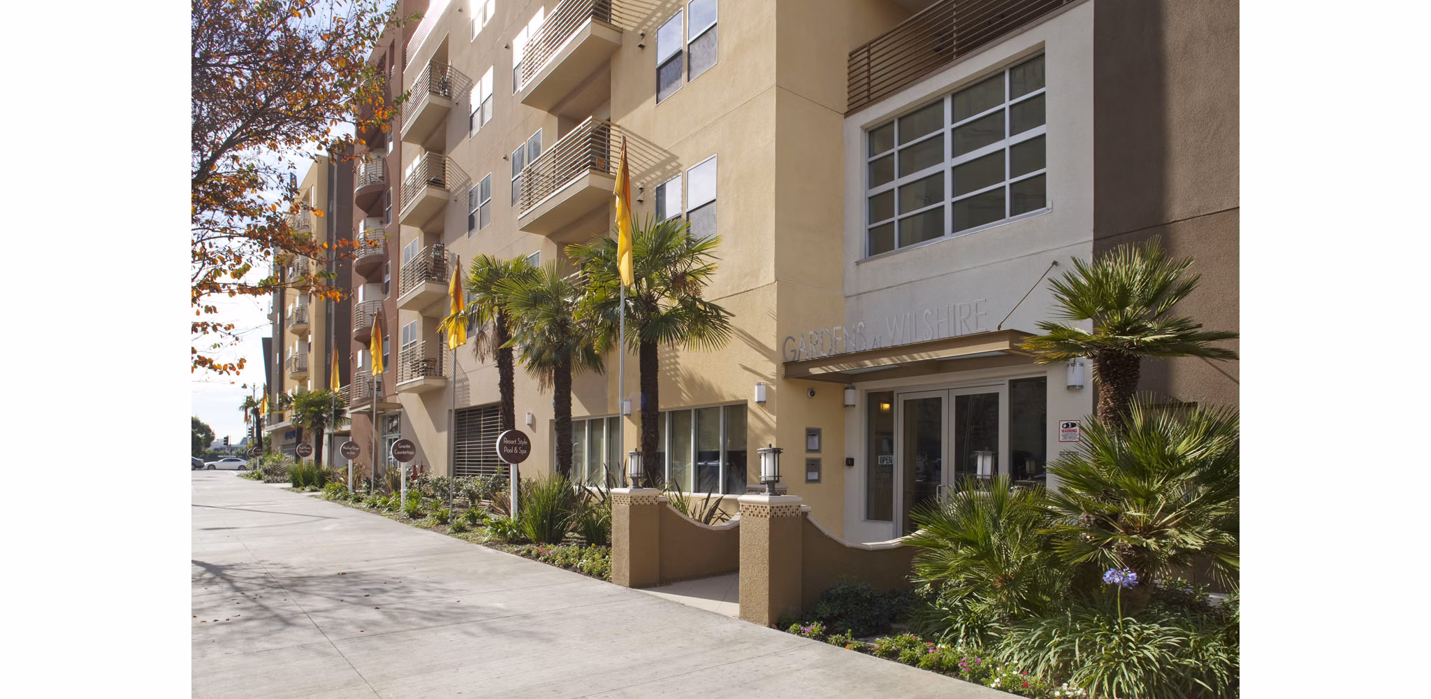 Avana on Wilshire: Elegant of luxury apartments in central Los Angeles