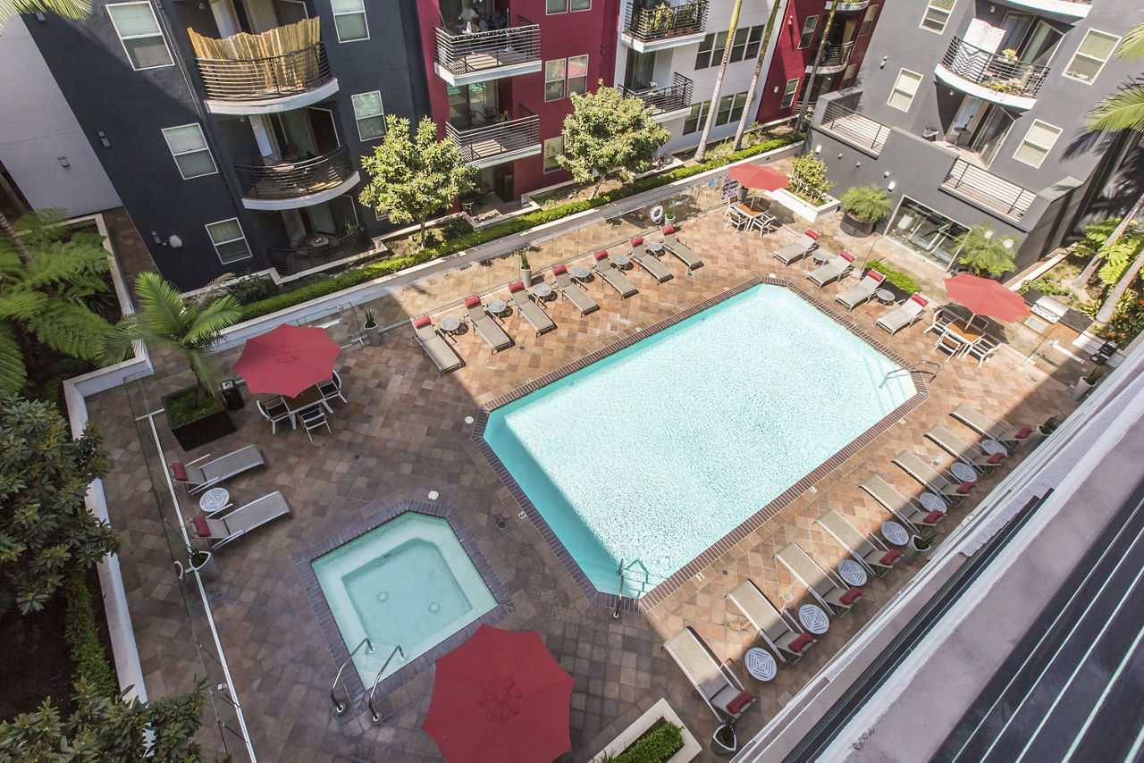 Avana On Wilshire Apartments Los Angeles Ca 4 of 12