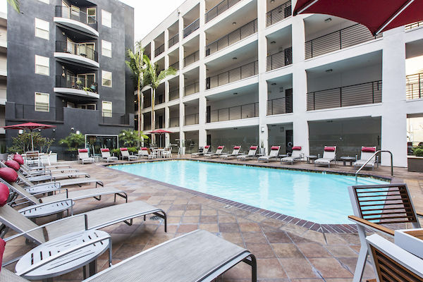 Avana On Wilshire Apartments Los Angeles Ca 5 of 12